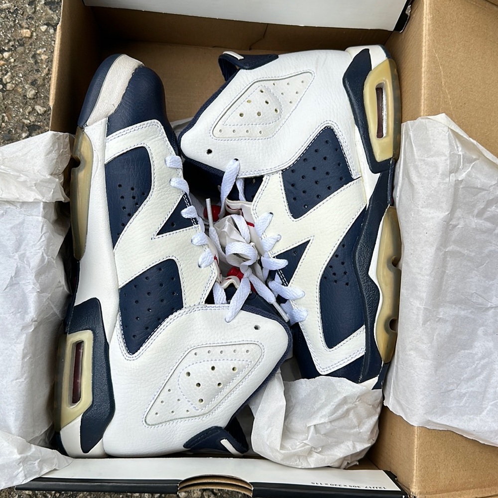 AIR JORDAN 6 RETRO (GS)
